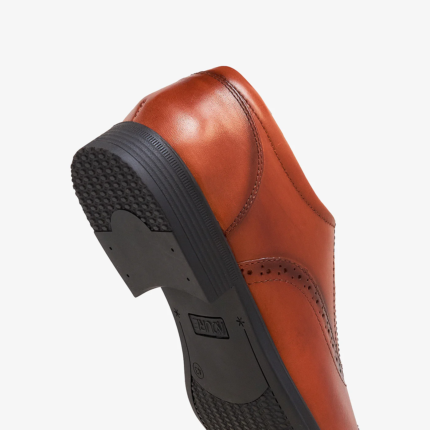 Men's Brogue Oxford Shoes - Image 4