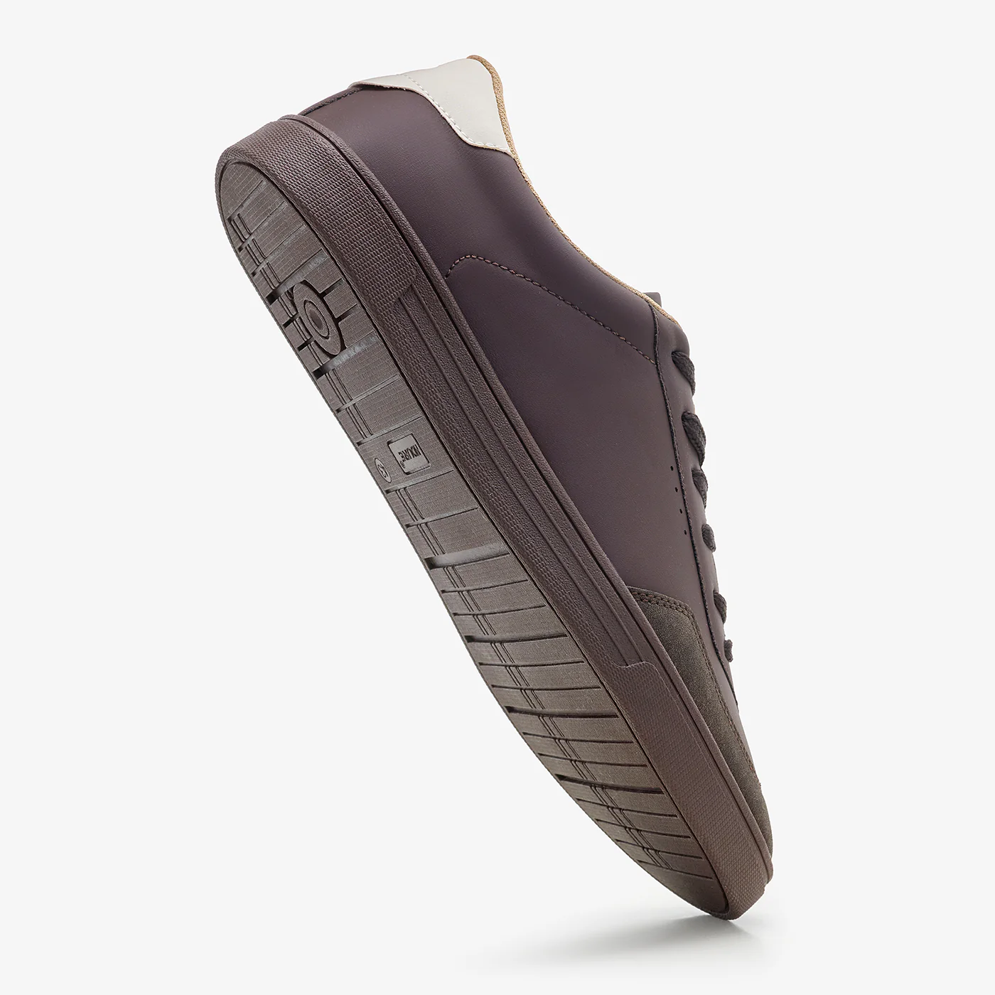 Men's Contrast Sole Sneakers - Image 5