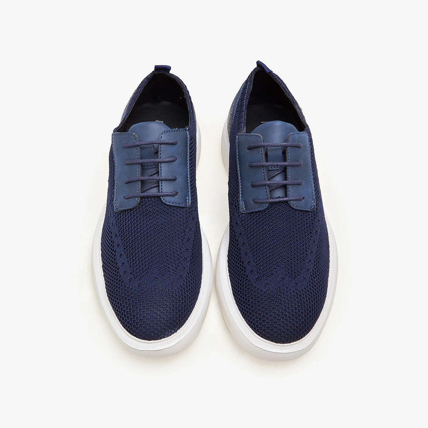 Men's Flyknit Dress Shoes - Image 2
