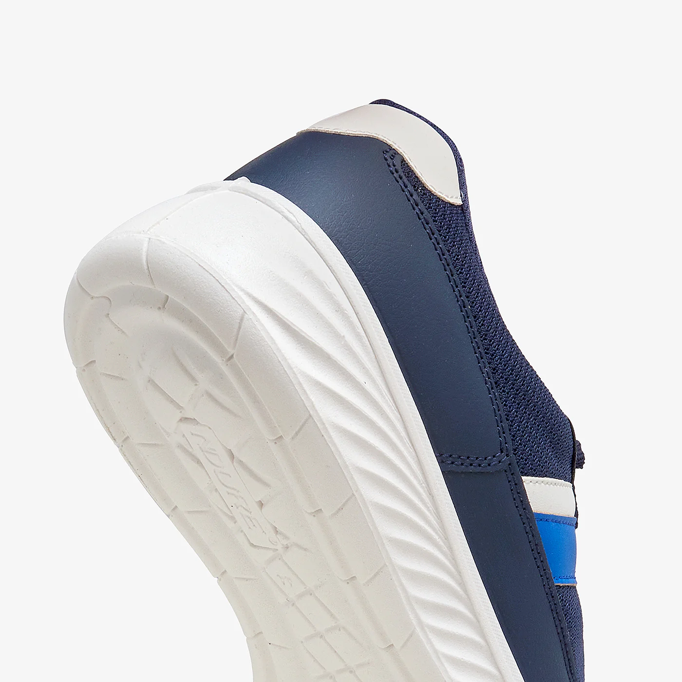 Men's Flyknit Slip-Ons - Image 5