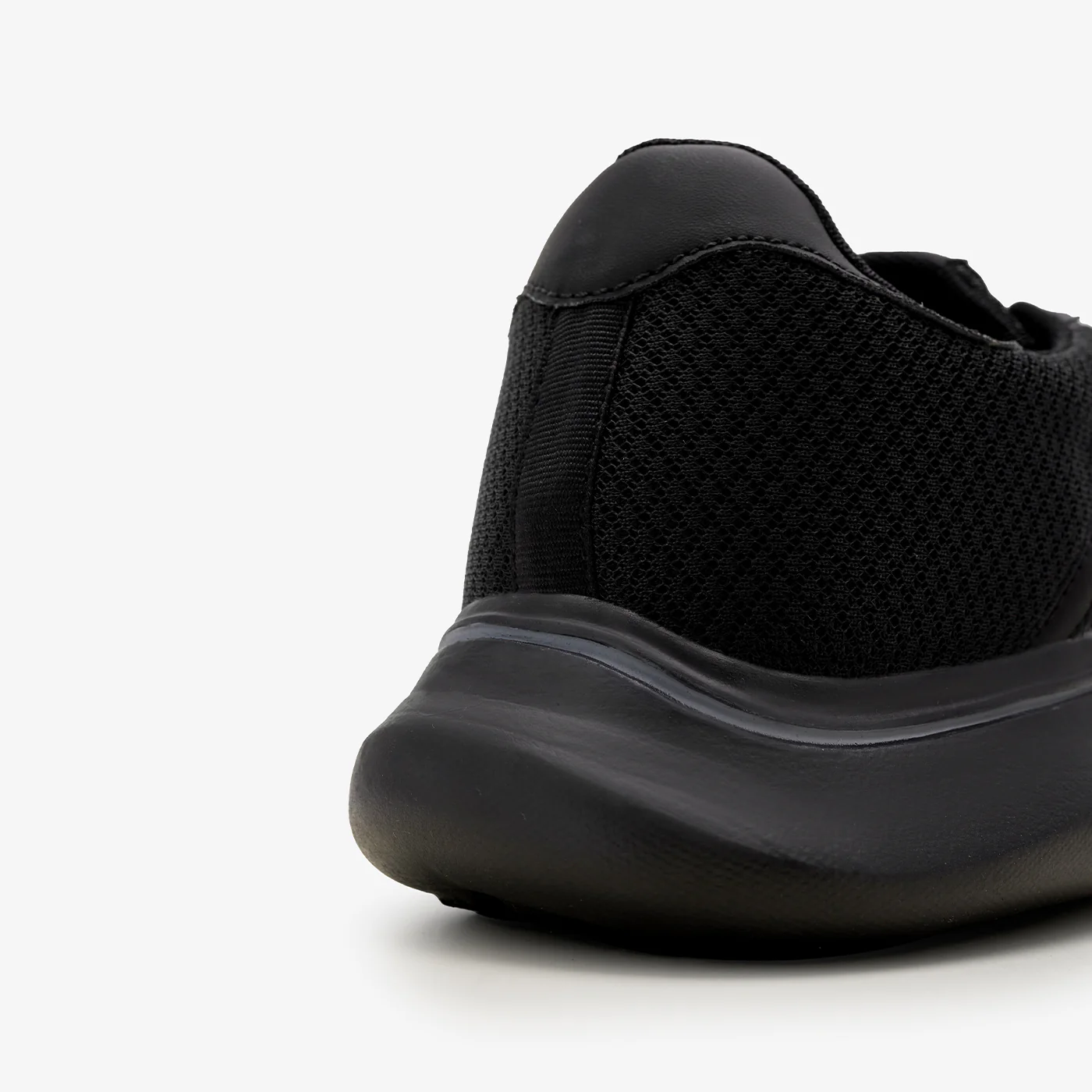 Men's Mesh Sneakers - Image 5