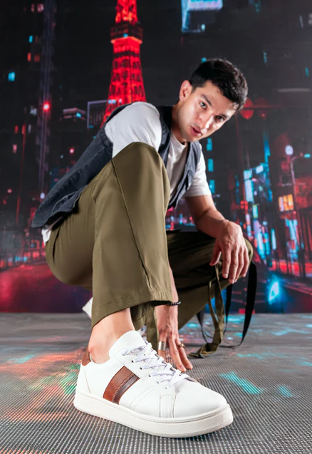 Men's Retro-Style Sneakers - Image 6