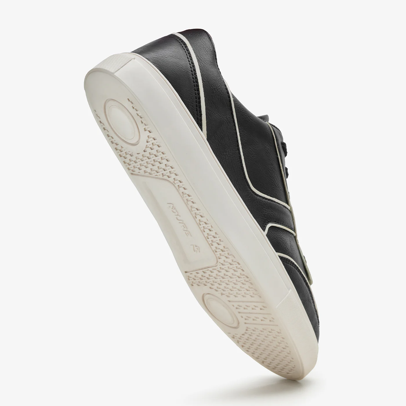 NDURE X HR – Men’s Contrast Detail Sneakers – Limited Edition - Image 5