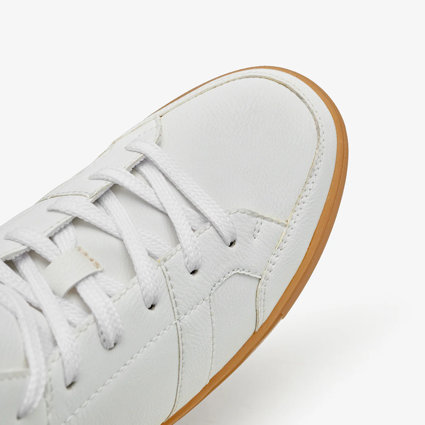 NDURE X HR – Men’s Contrast Detail Sneakers – Limited Edition - Image 2