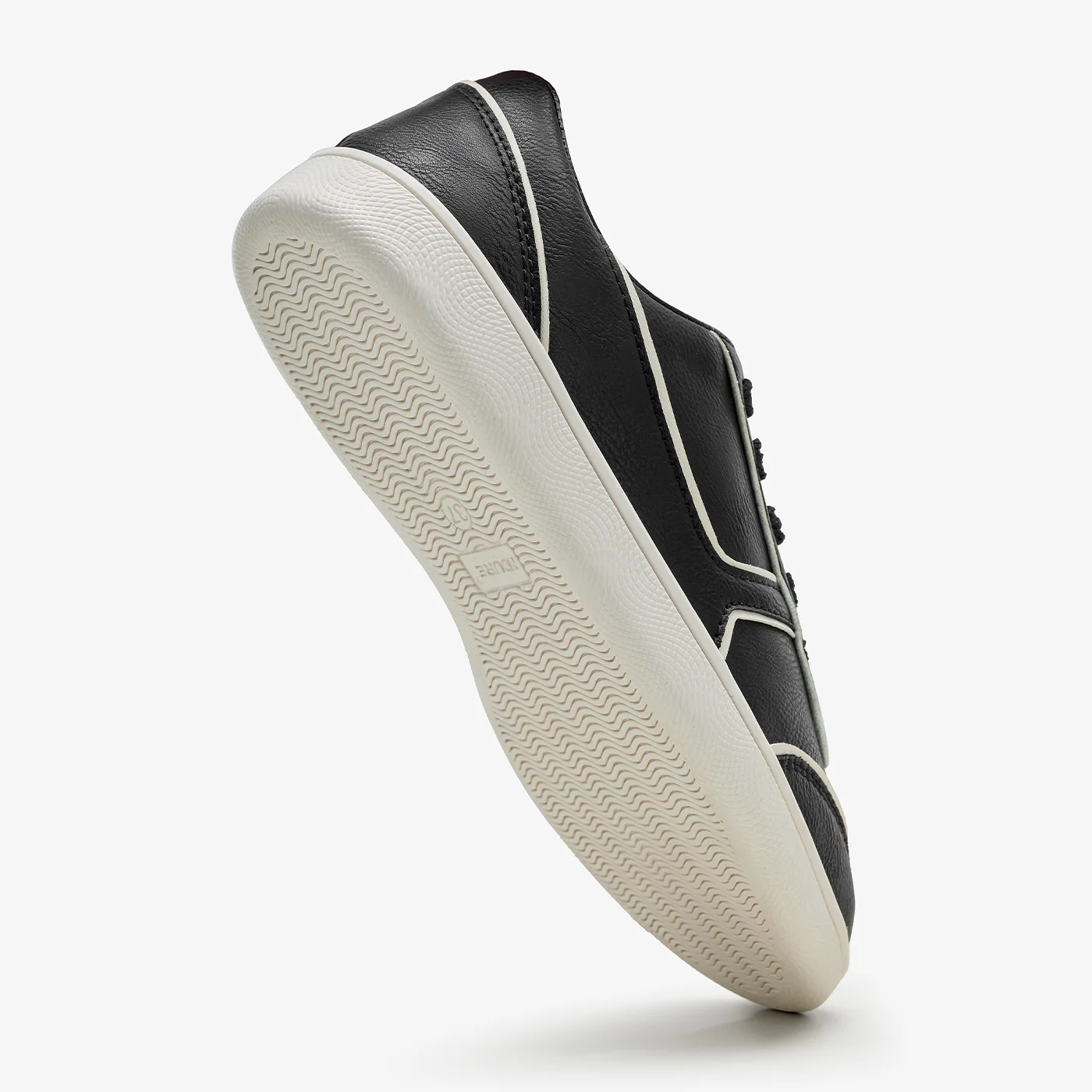 NDURE X HR – Women’s Contrast Detail Sneakers – Limited Edition - Image 5