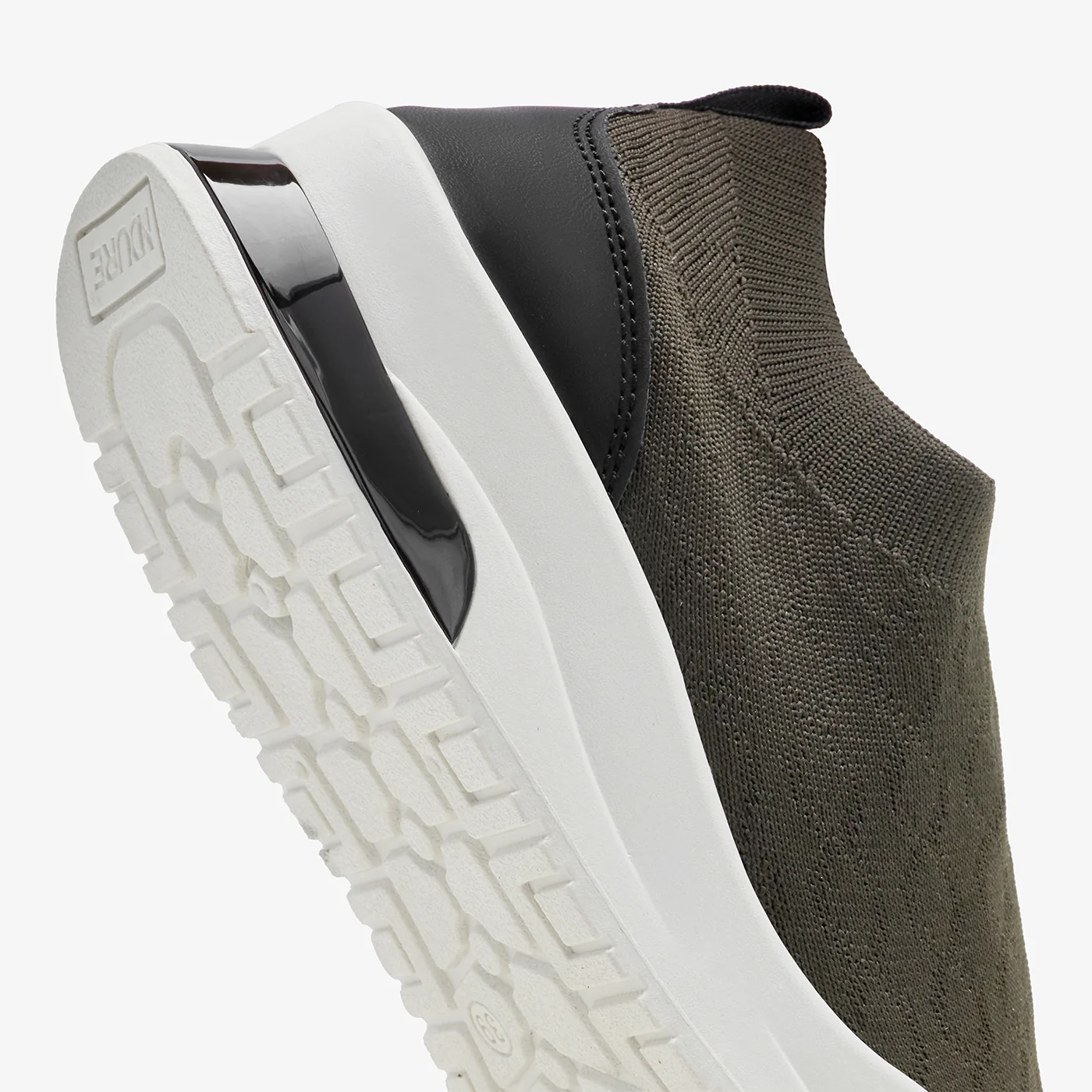 Women's Slip-On Sneakers - Image 5