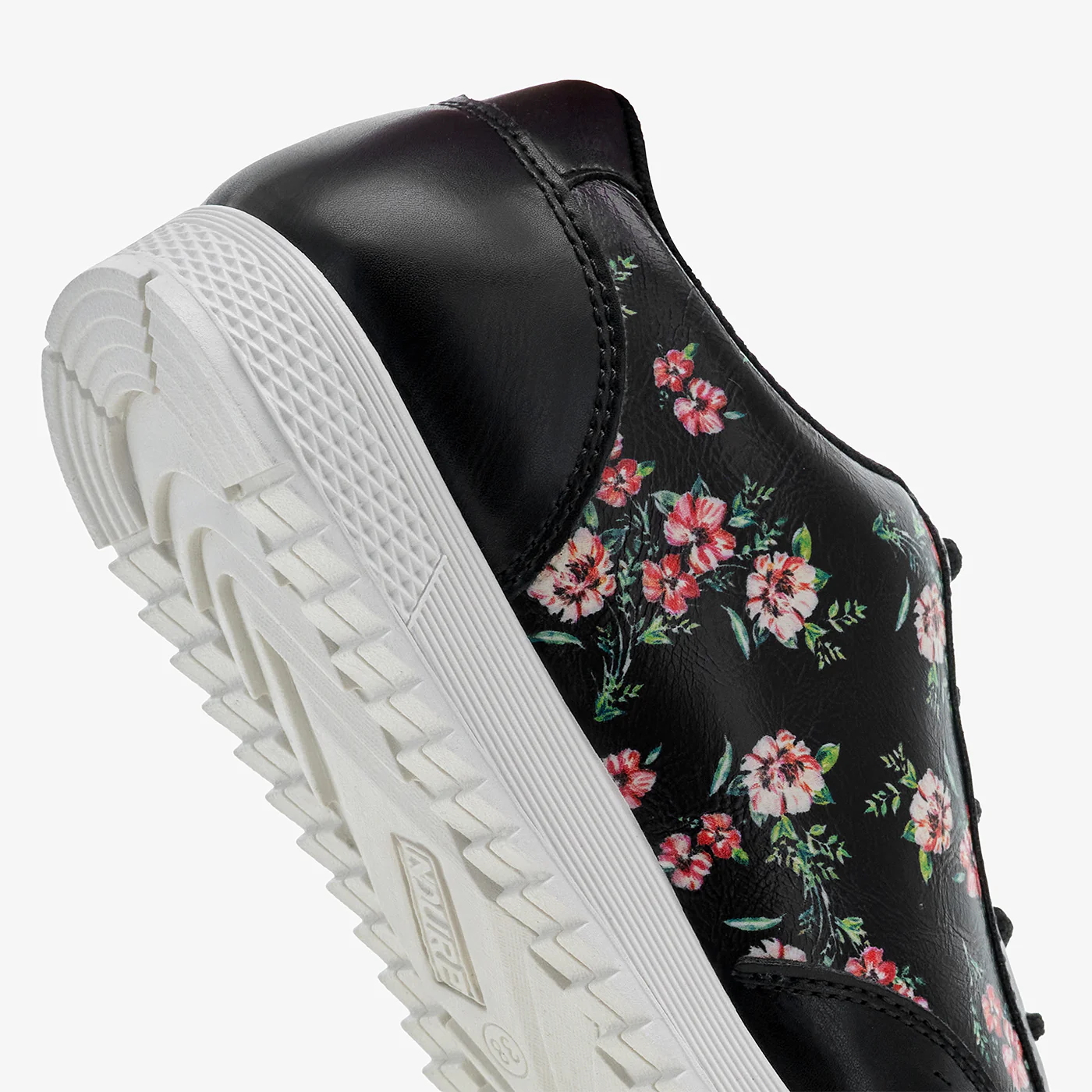 Women’s Metallic Effect Sneakers - Image 5